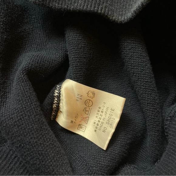 Lacoste Men's Navy Sweater (Made in Japan) - Picture 5 of 5